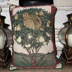 Partridge In Pear Tree" Christmas Tapestry Pillow - Riverdale - 12"×16"